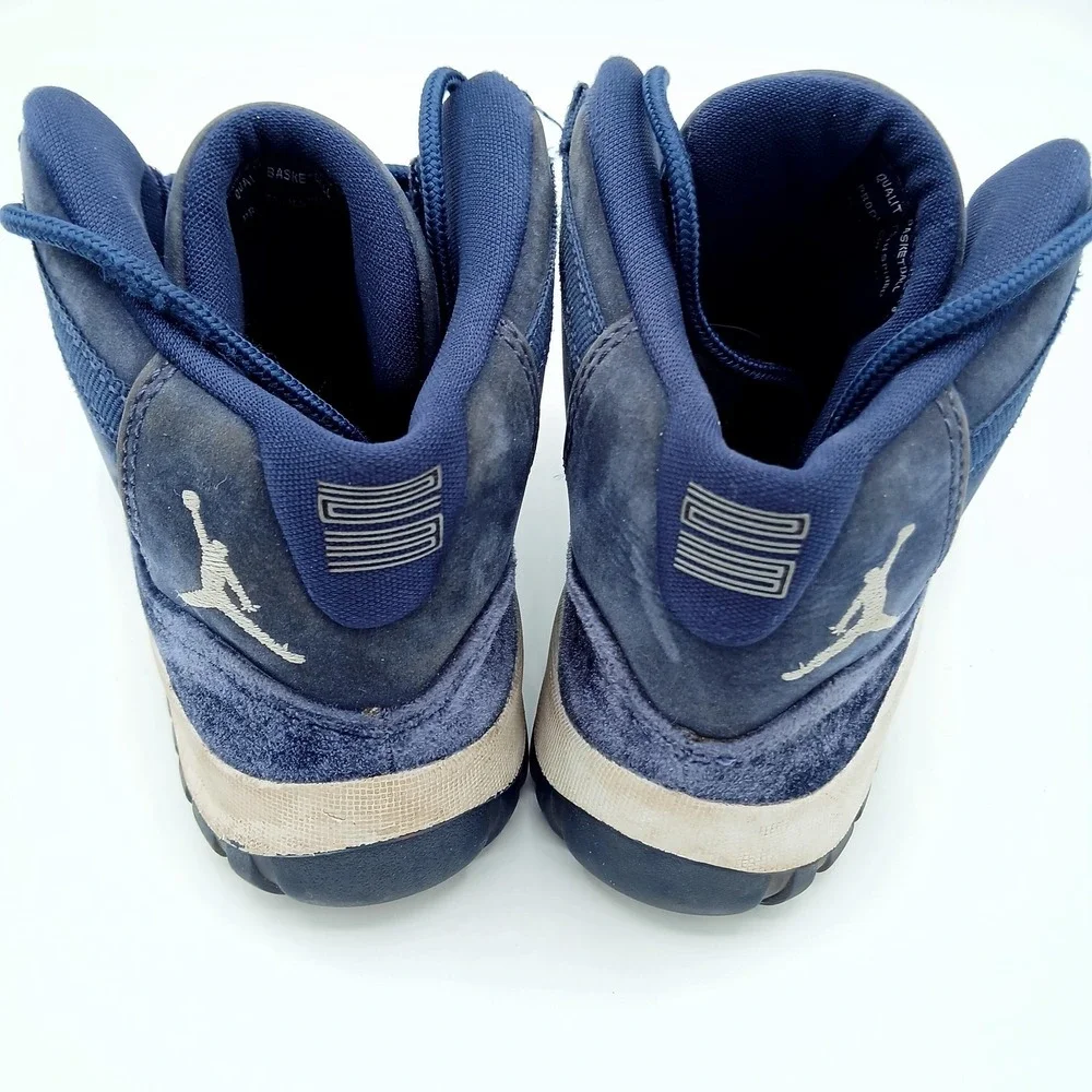 Air Jordan 11 Retro Shoes Youth Size 3Y‎ DO3857-441 Basketball Velvet
